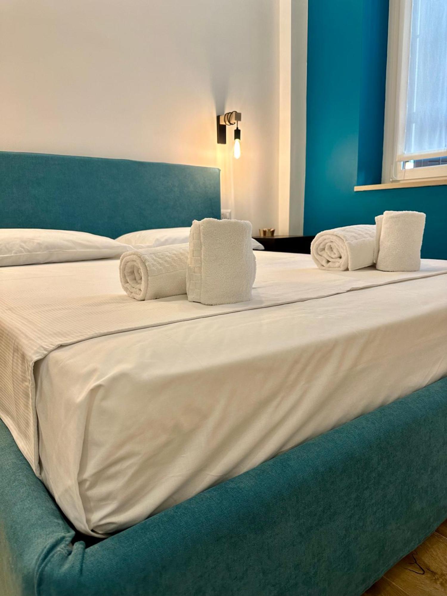 Lr Deluxe Apartments - Porta Venezia - Bilocale Con Giardino Privato Milan Extérieur photo