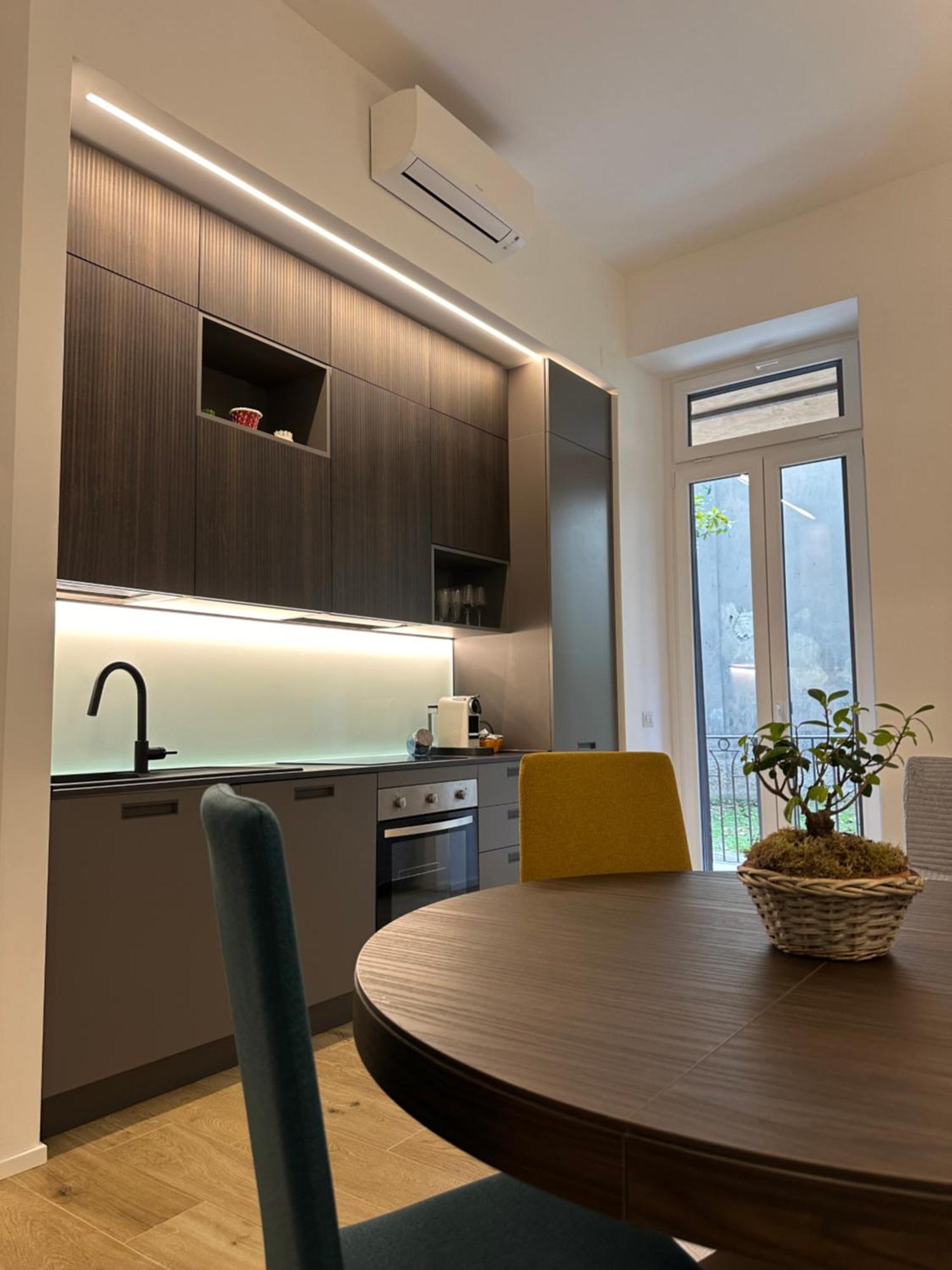Lr Deluxe Apartments - Porta Venezia - Bilocale Con Giardino Privato Milan Extérieur photo